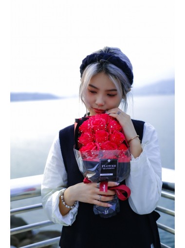 [現貨發售] Eternal Florist - 石鹼香皂永生花束21朵連禮盒 / Rose